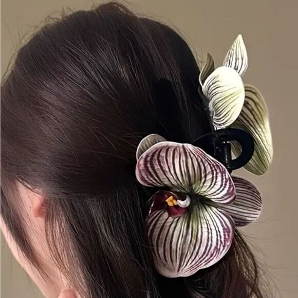 New Or - Picture 5 of 8